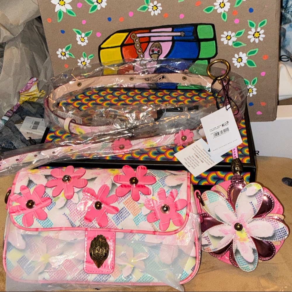 FULL INCLUSION KURT GEIGER RARE RETIRED SET WITH PURSE, BAG, CHARM, AND BELT